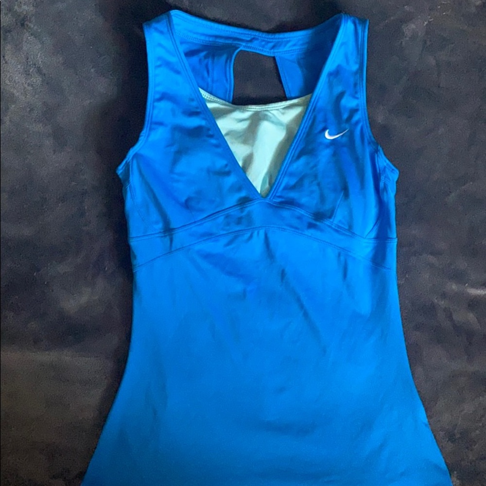 Tennis top
